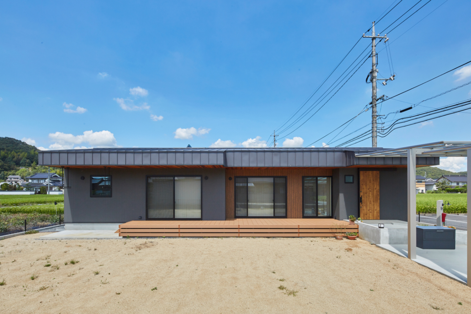 いつでも家族の気配を感じる間取り バリアフリーの建坪27坪の平屋住宅 フォトギャラリ 倉敷 高気密 高断熱の注文住宅 工務店 カスケの家