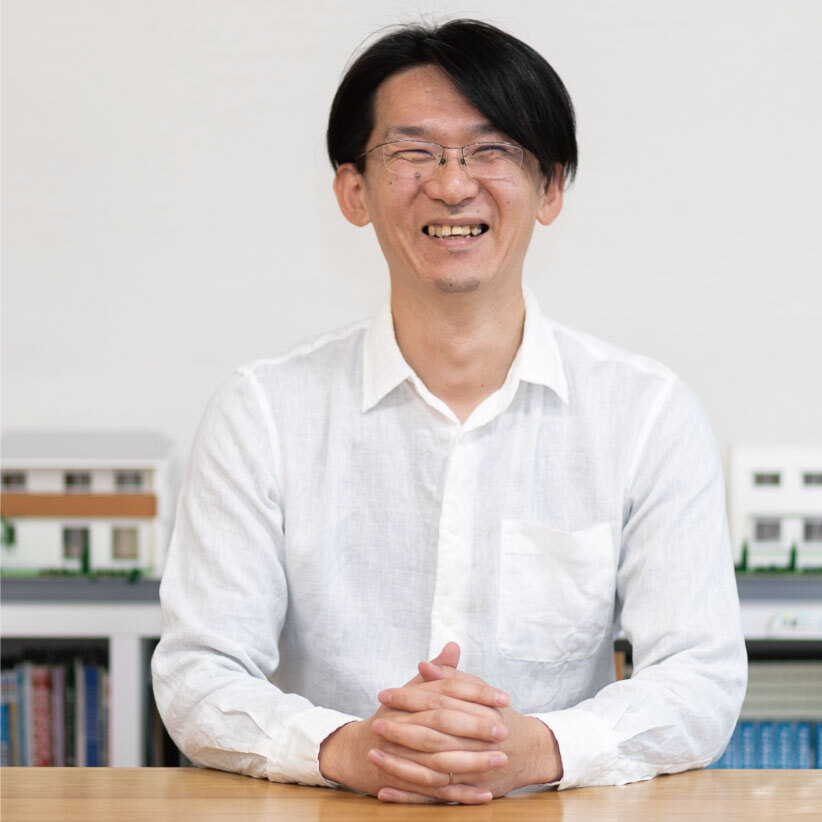 岡本　博史　