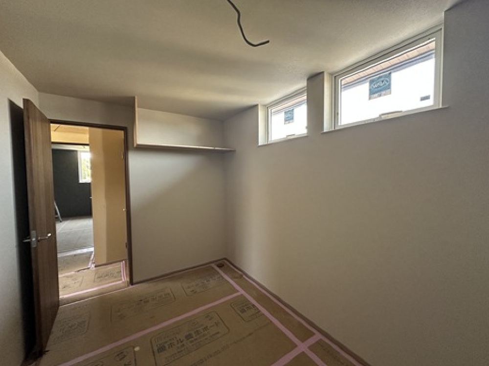 2階居室内装工事