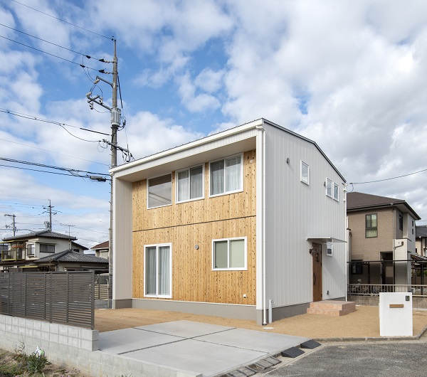 二階建てプラン外観